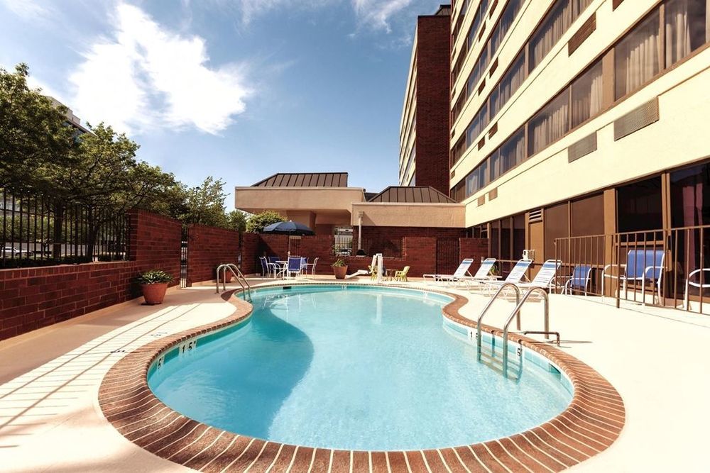 Wingate By Wyndham Hotel 3*